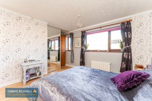 Bedroom- click for photo gallery